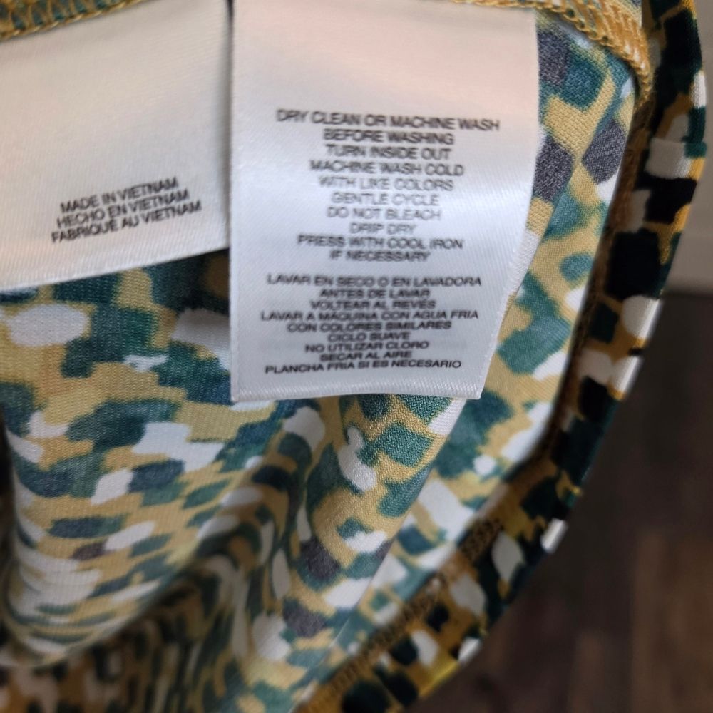 Kasper Green Gold Multi Print Stretch Sleeveless Blouse Tank Top - Picture 6 of 9